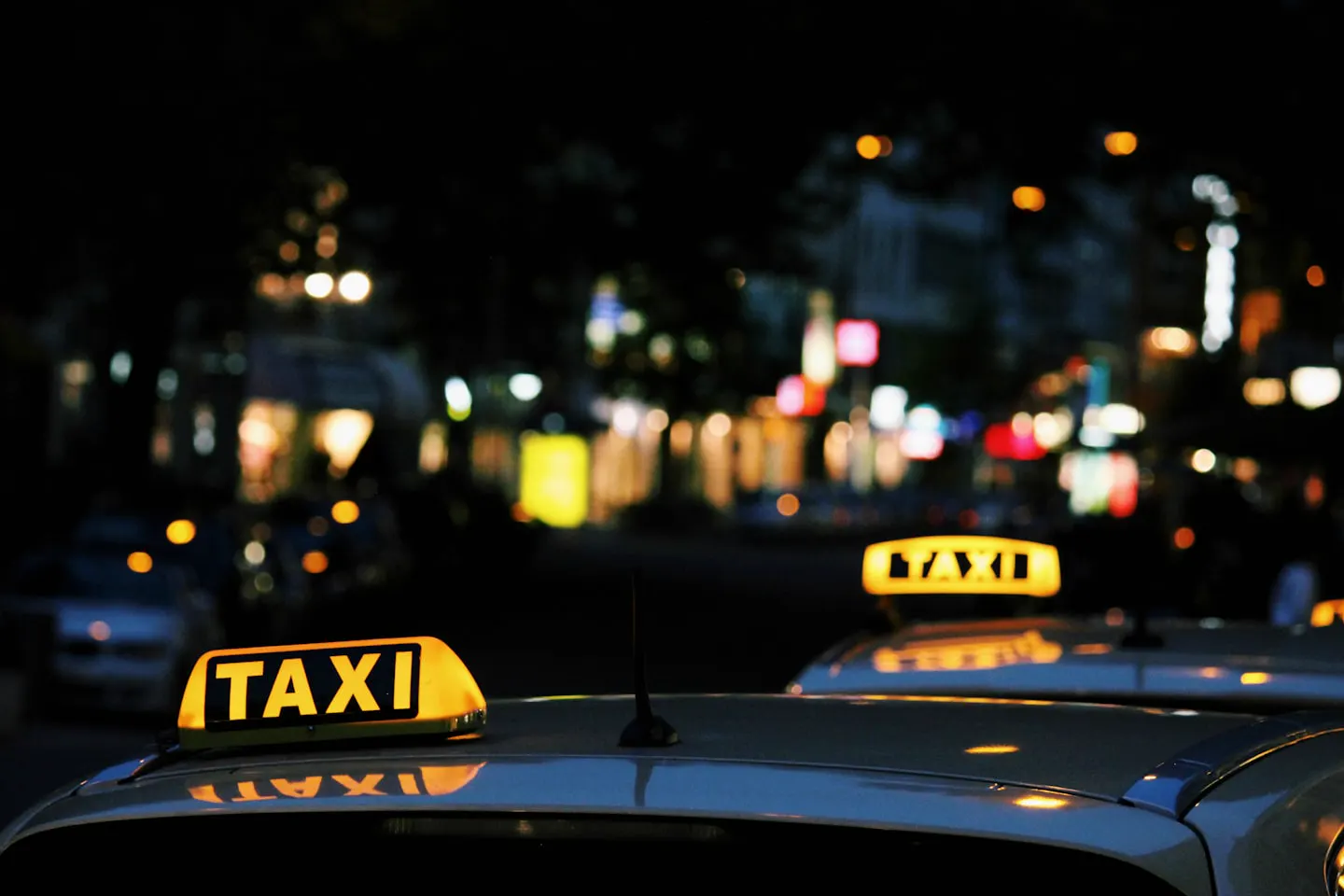 Stationstaxi vid Säters station – Sätertaxi